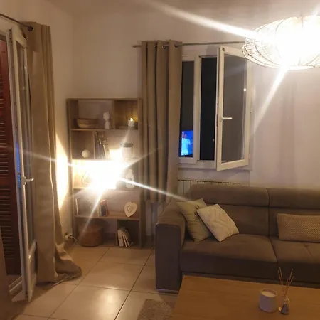 Jolie 6 Pers Avec Jardin Tatil Evi